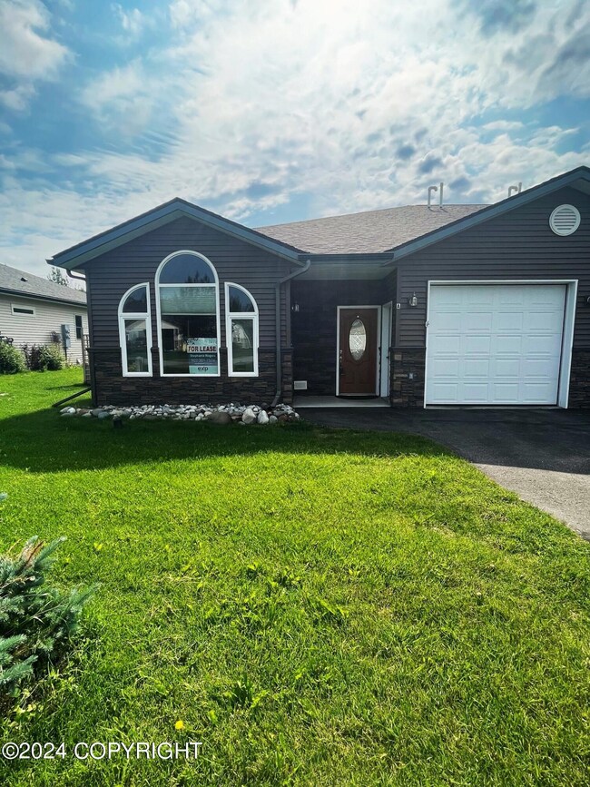 680 E Primrose Cir unit A, Palmer, AK 99645 - photo 2