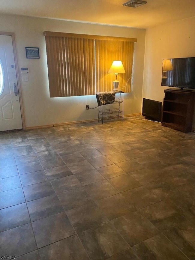 263 Colonial Place unit 65, Plainfield, NJ 07062 - photo 4