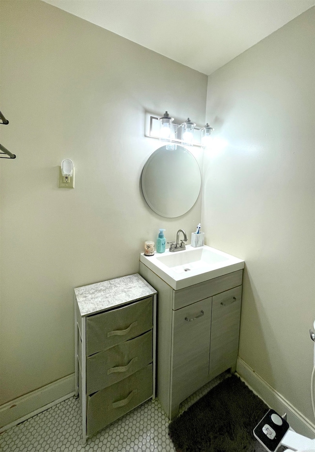 231 Griffith St unit 1C, Jersey City, NJ 07307 - photo 5