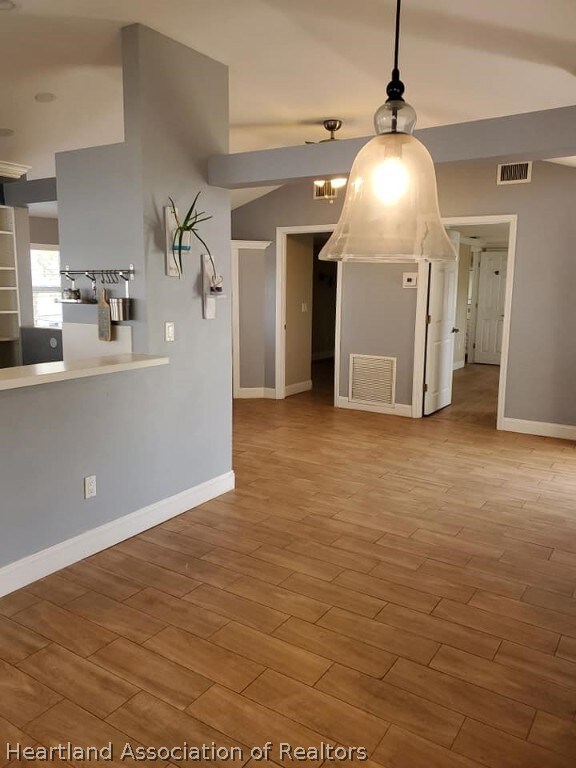 836 Lake Josephine Dr, Sebring, FL 33875 - photo 4