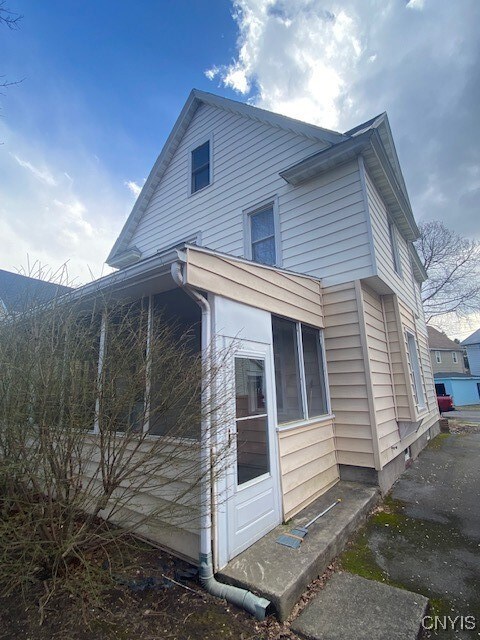 24 Warren Ave, Auburn, NY 13021 - photo 5