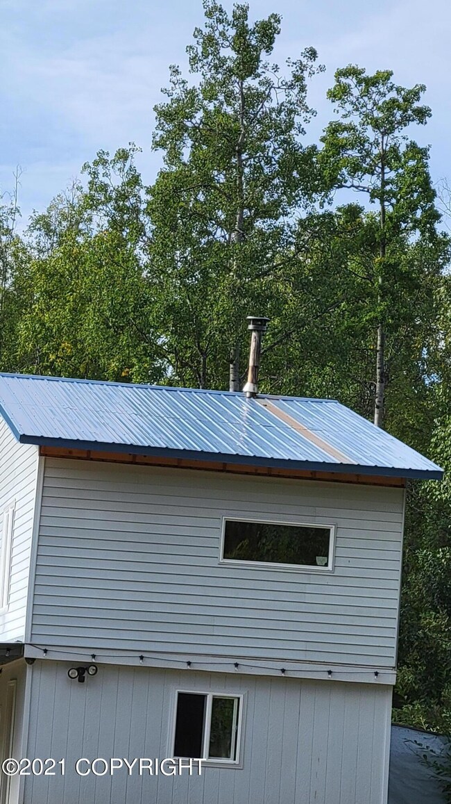10700 W. Forest Park Ct.- Metal roof