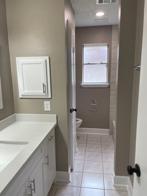 1314 Oak Hollow Dr, Friendswood, TX 77546 - photo 7