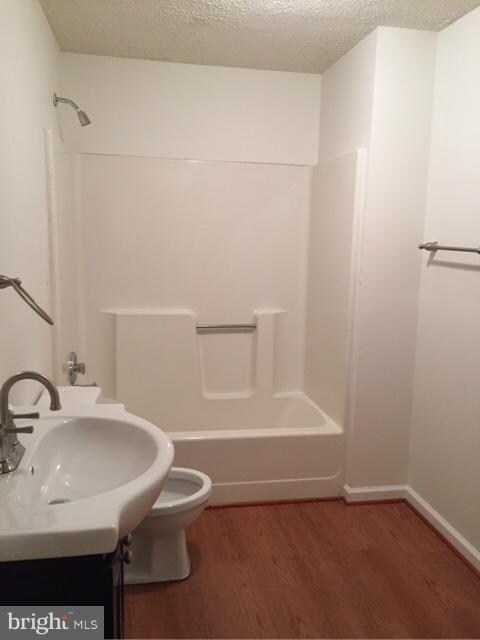 20530 Bickers Ln unit B, Orange, VA 22960 - photo 4