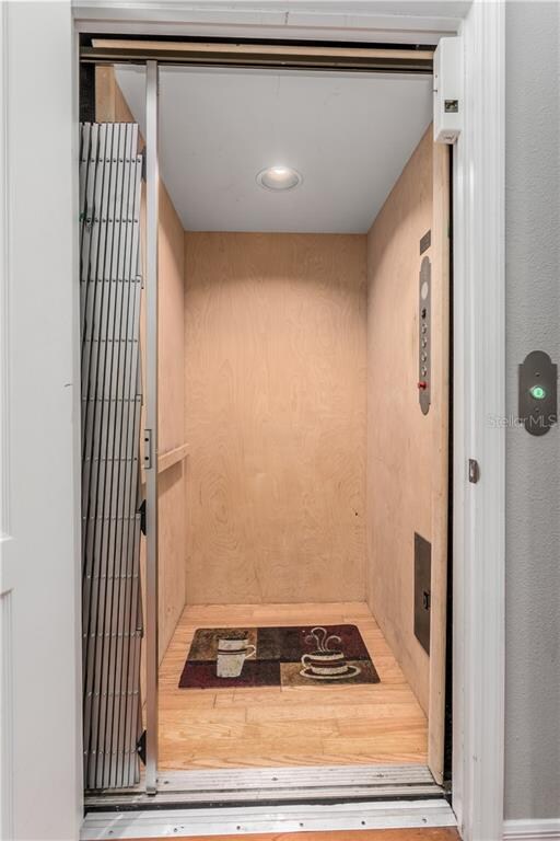 4948 Gulf Waters Dr, New Port Richey, FL 34652 - photo 7