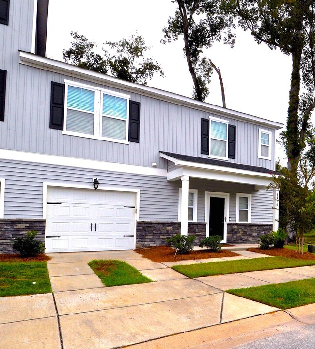 Bob- Front View-Driveway