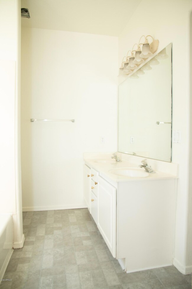 Master Bathroom 3