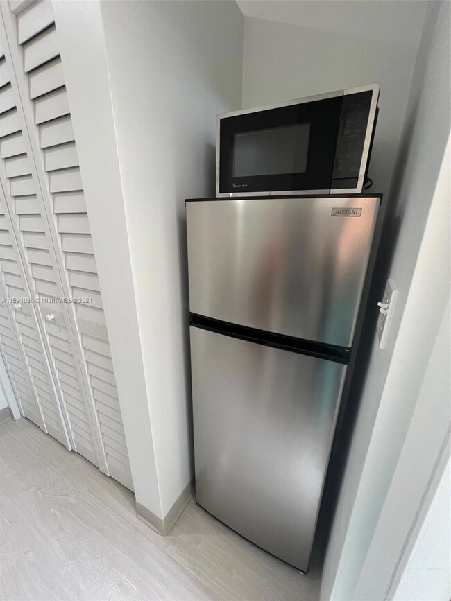 14631 SW 150th St unit 1, Miami, FL 33186 - photo 5