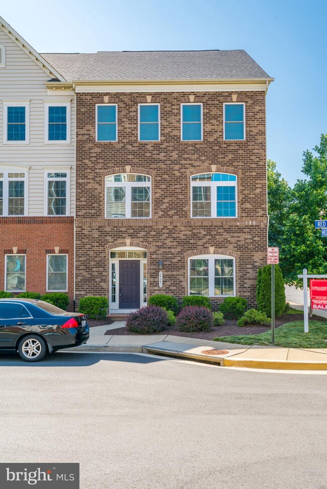 24641 Red Lake Terrace, Sterling, VA 20166 - photo 3