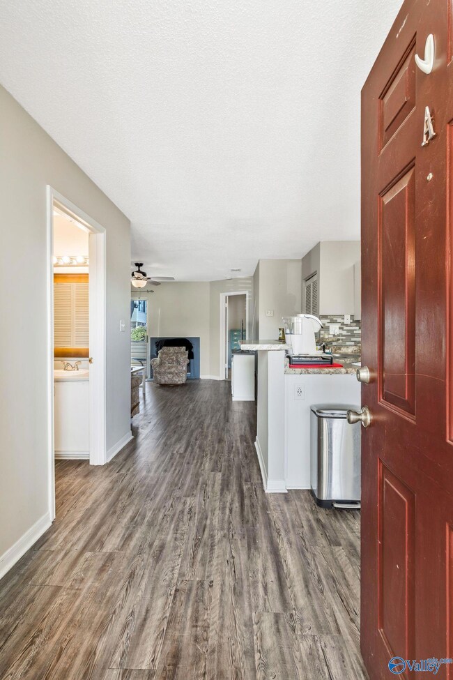 1155 Old Monrovia Rd NW unit 9A, Huntsville, AL 35806 - photo 4