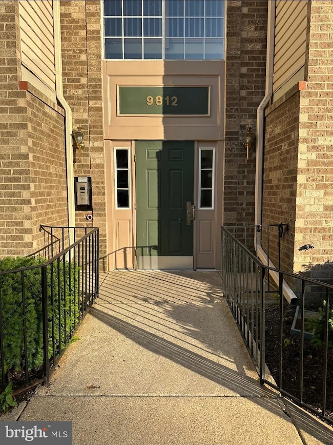 9812 Lake Pointe Ct unit 301, Upper Marlboro, MD 20774 - photo 3