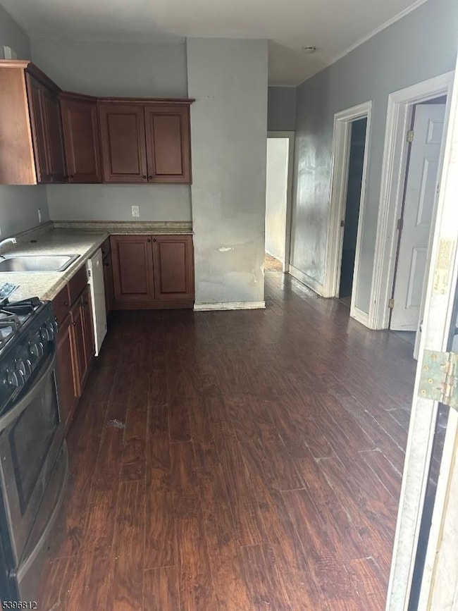 510 E Blancke St, Linden, NJ 07036 - photo 7