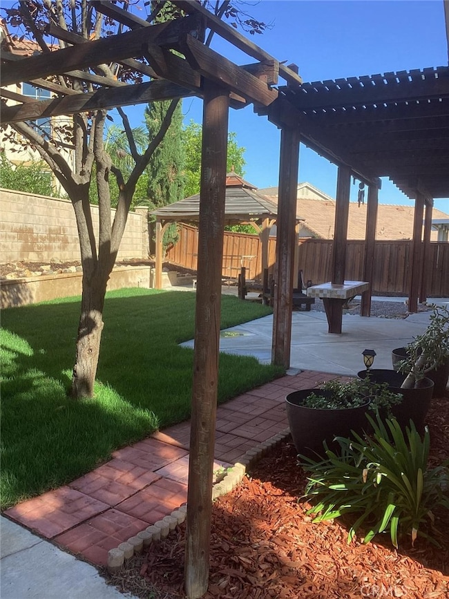 38133 Camarada Ln, Murrieta, CA 92563 - photo 6