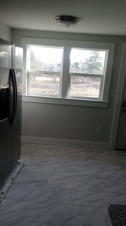 1279 Pond St unit 2, Franklin, MA 02038 - photo 4