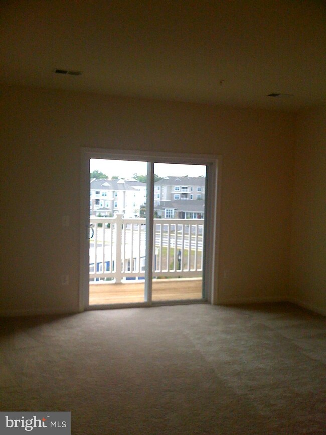 23580 F D R Blvd unit 309, California, MD 20619 - photo 2