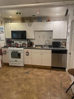 117 Turner Ave unit 119, Riverside, RI 02915 - photo 6