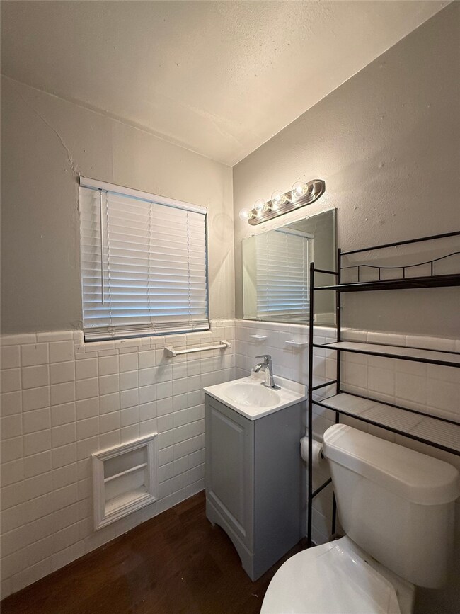 4815 Live Oak St unit 10, Dallas, TX 75204 - photo 7