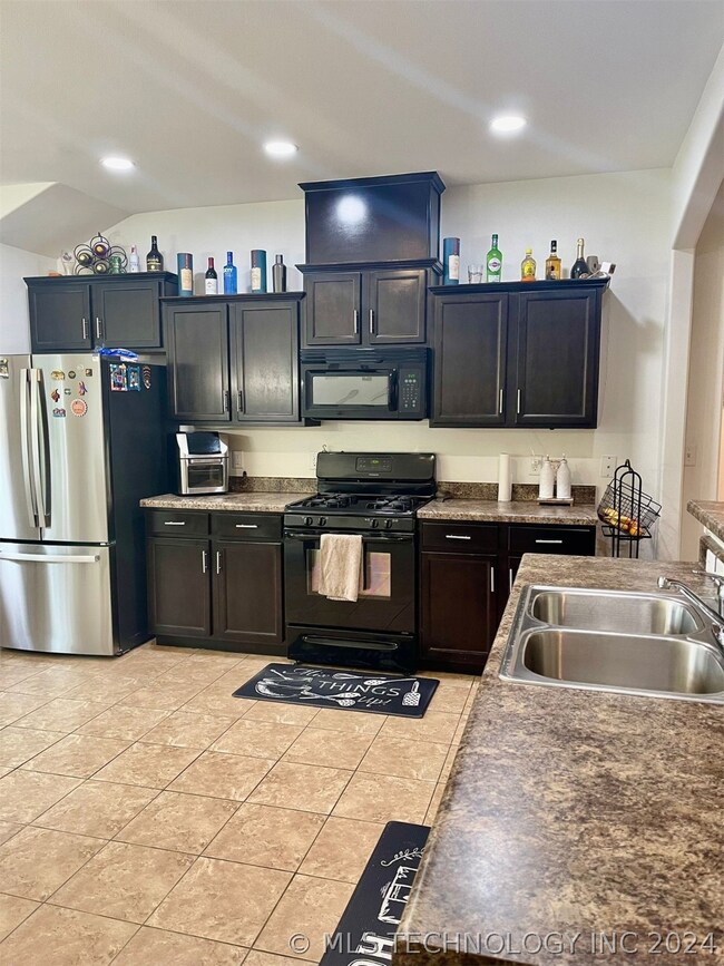 2801 W Glendale St, Broken Arrow, OK 74011 - photo 3