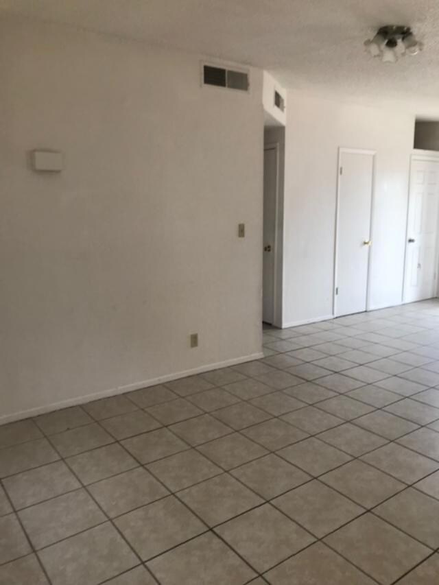 10532 Shannon Place, El Paso, TX 79925 - photo 4