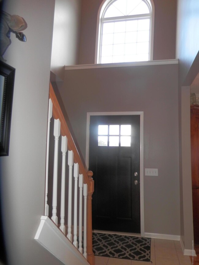 2 story foyer