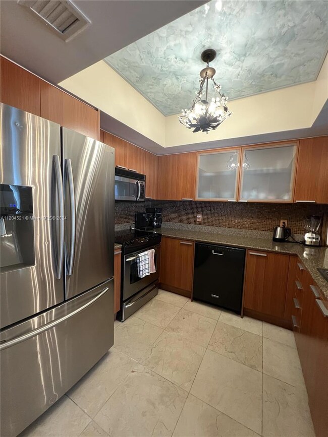 La Perla Ocean Residences unit 2704, Sunny Isles Beach, FL 33160 - photo 6