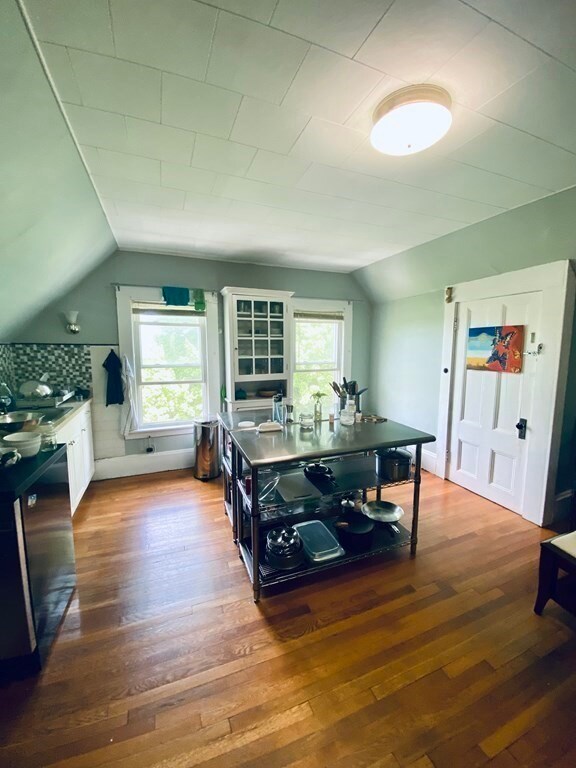 229 Highland Ave unit 3, Somerville, MA 02143 - photo 4