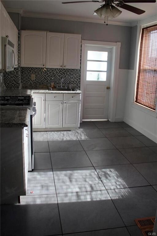 233 W Fairview St, Bethlehem, PA 18018 - photo 4