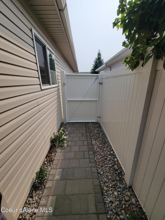 13445 N Grand Canyon St, Rathdrum, ID 83858 - photo 4