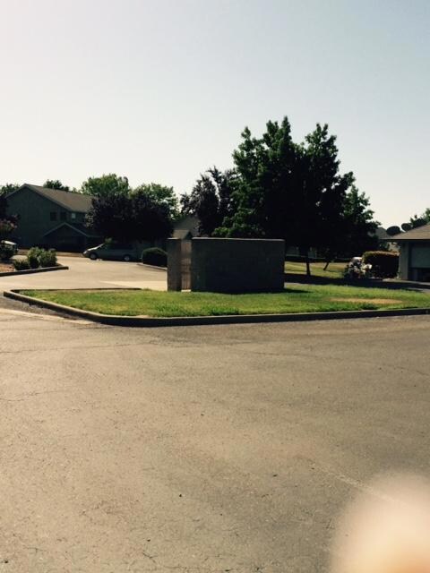 STONEWALK EXTERIOR 2