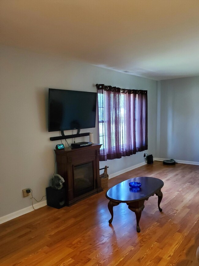 18' x 12' LivingRoom