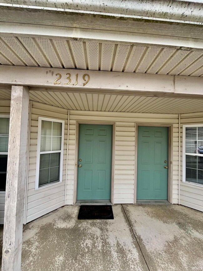 2317 Hopkins Dr unit 23, West Lafayette, IN 47906 - photo 2
