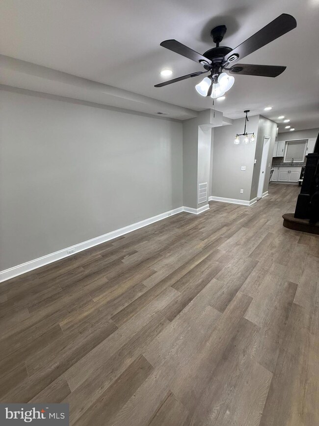 520 N Streeper St, Baltimore, MD 21205 - photo 2