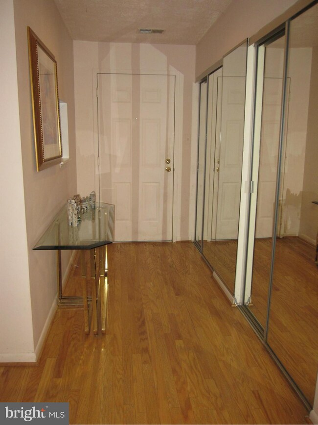 11 Friendswood Ct unit A, Baltimore, MD 21209 - photo 4