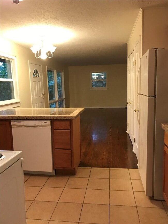 6 Grisham Dr, Bella Vista, AR 72715 - photo 5