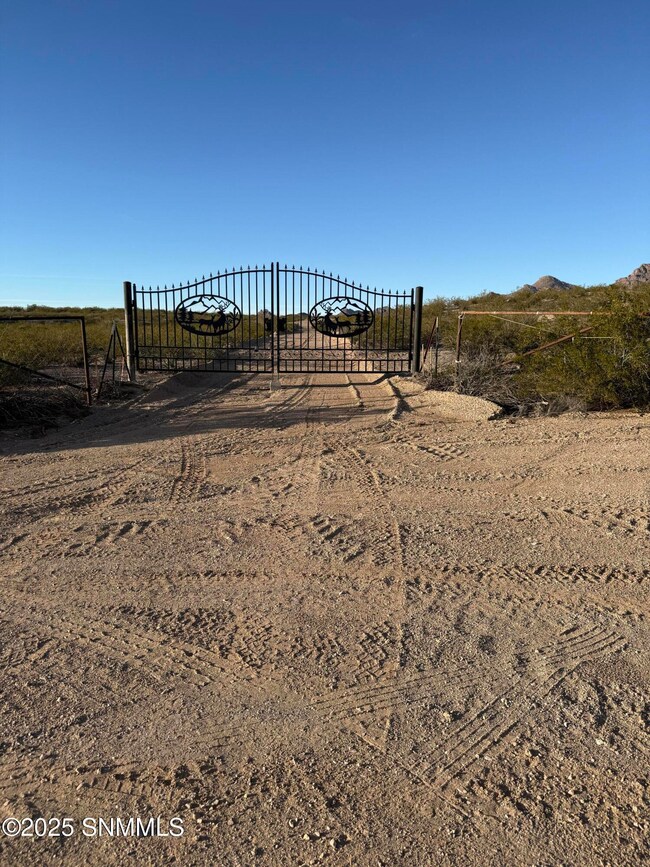 2355 Eclipse Rd unit Lot 14, Las Cruces, NM 88012 - photo 7