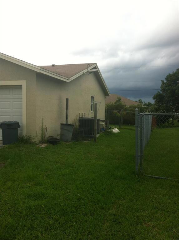 437 SW Meadow Terrace, Port Saint Lucie, FL 34984 - photo 7