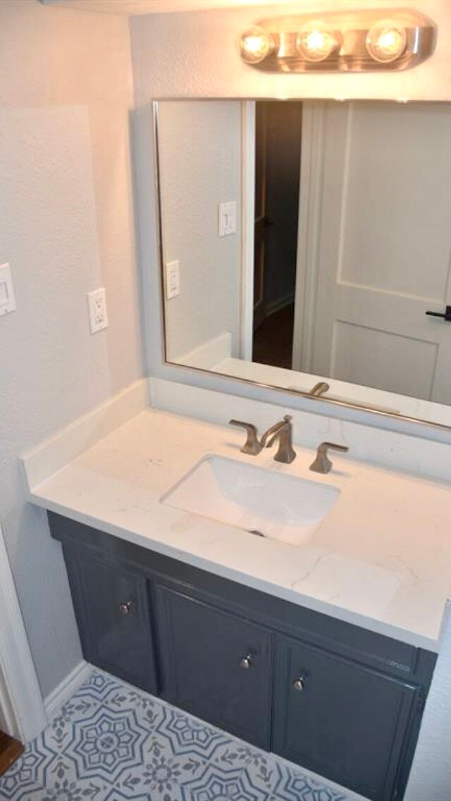 1586 Sue Barnett Dr, Houston, TX 77018 - photo 6