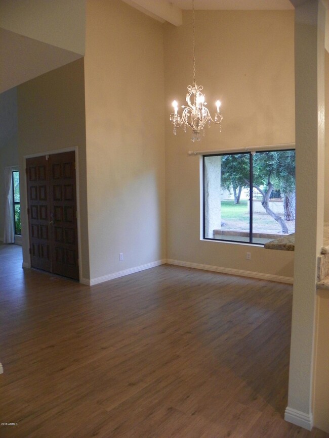 leo 6 scottsdale homes for rent