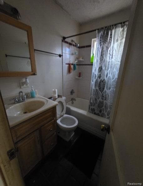 1633 Illinois Ave, Lansing, MI 48906 - photo 5