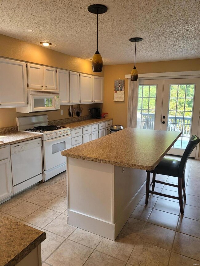 1219 Jacquelyn Ct, Maryville, IL 62062 - photo 5