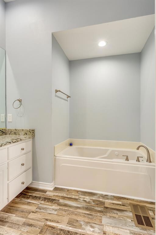 16094 Faircrest Dr, Whitney, TX 76692 - photo 5