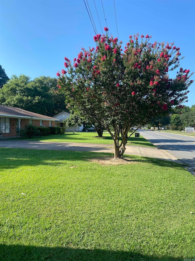 1212 Donaghey Ave, Conway, AR 72034 - photo 5