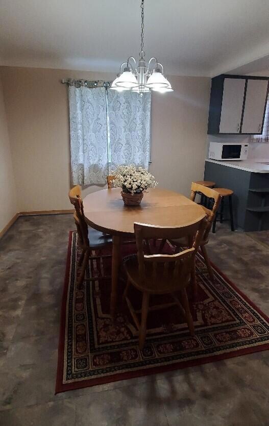 Dining B