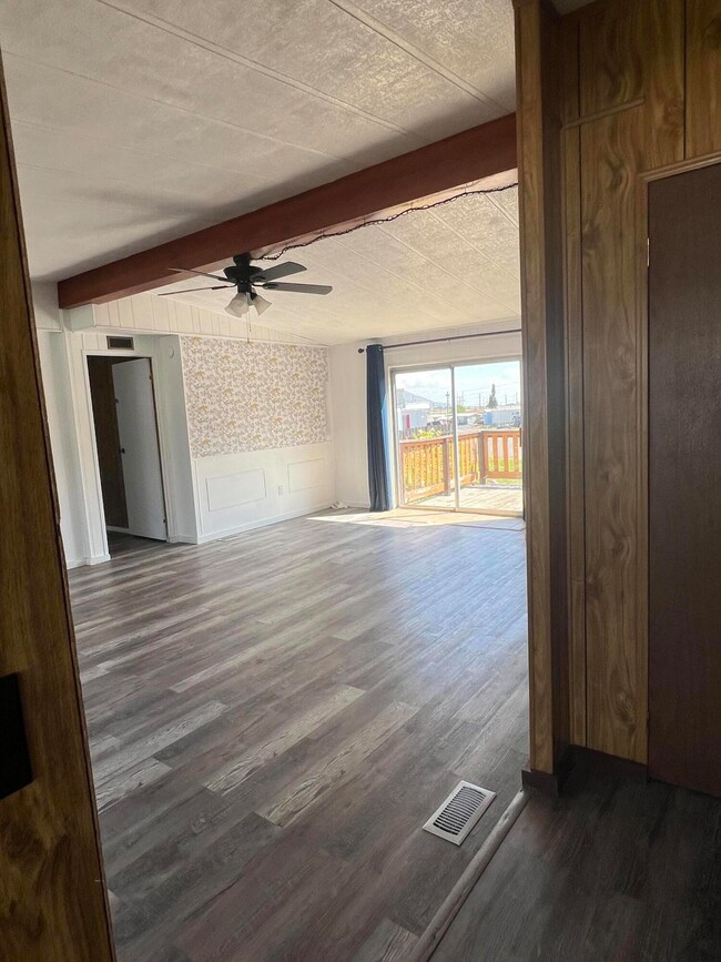 2241 Greensprings Dr unit 27, Klamath Falls, OR 97601 - photo 4