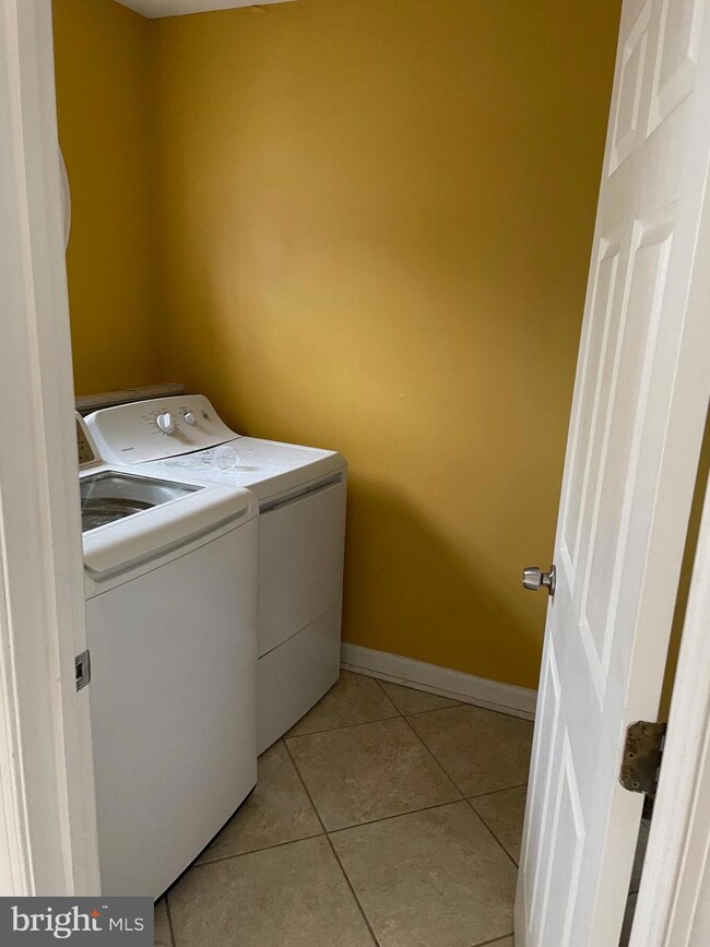 3506 Falling Run Rd, Laurel, MD 20724 - photo 3