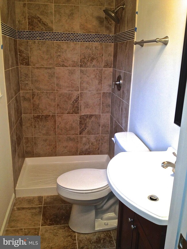 307 Glade Blvd, Walkersville, MD 21793 - photo 6