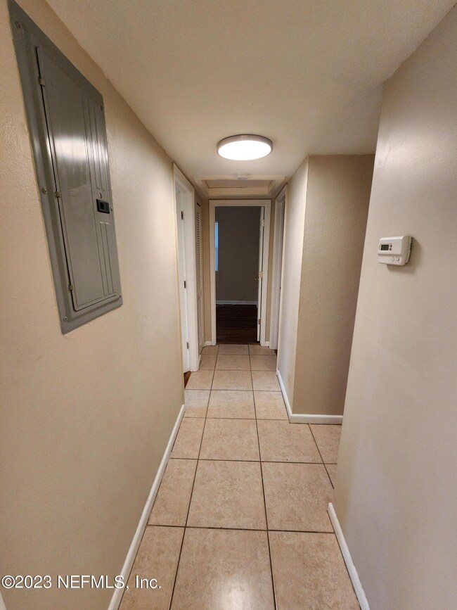 6231 Sauterne Dr, Jacksonville, FL 32210 - photo 6