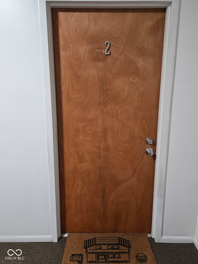 4351 Village Parkway Cir W, Indianapolis, IN 46254 - photo 6