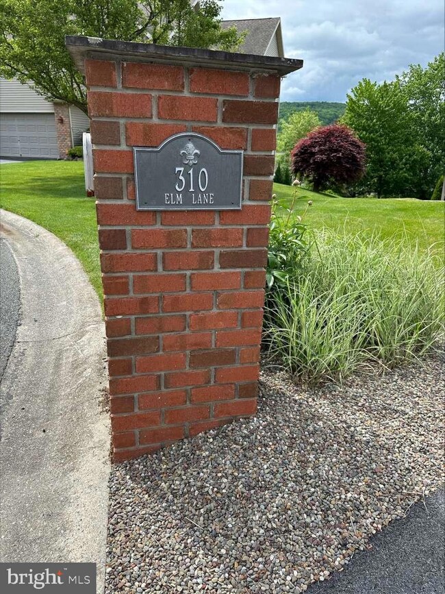 310 Elm Ln, Orwigsburg, PA 17961 - photo 2