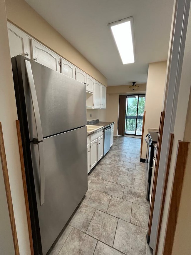 600 Naples Ct unit 510, Glenview, IL 60025 - photo 5